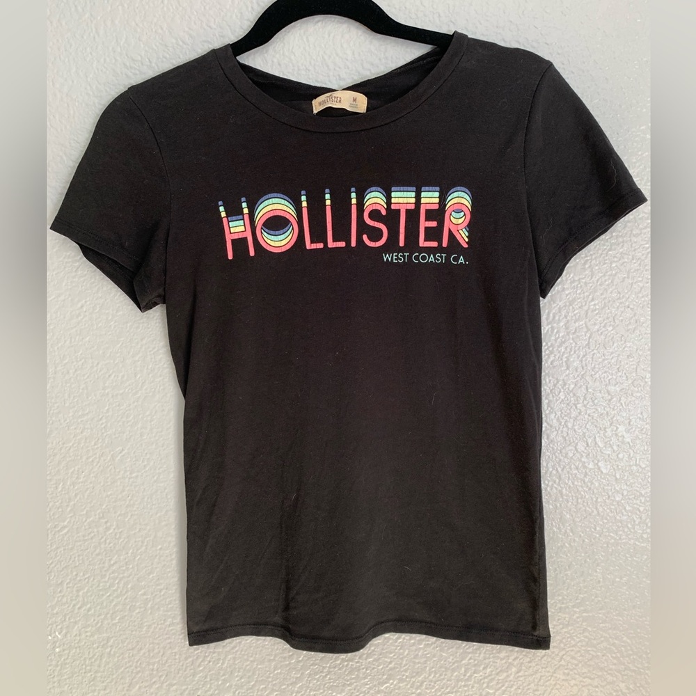 Vintage Hollister Women’s Medium Black Tee shirt